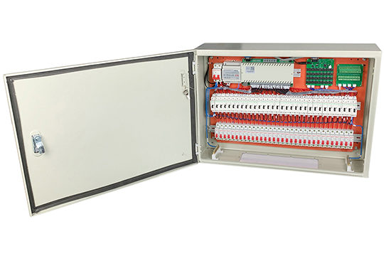 Power Distribution Box 32 channels_pix550 Power Distribution Box 32 channels